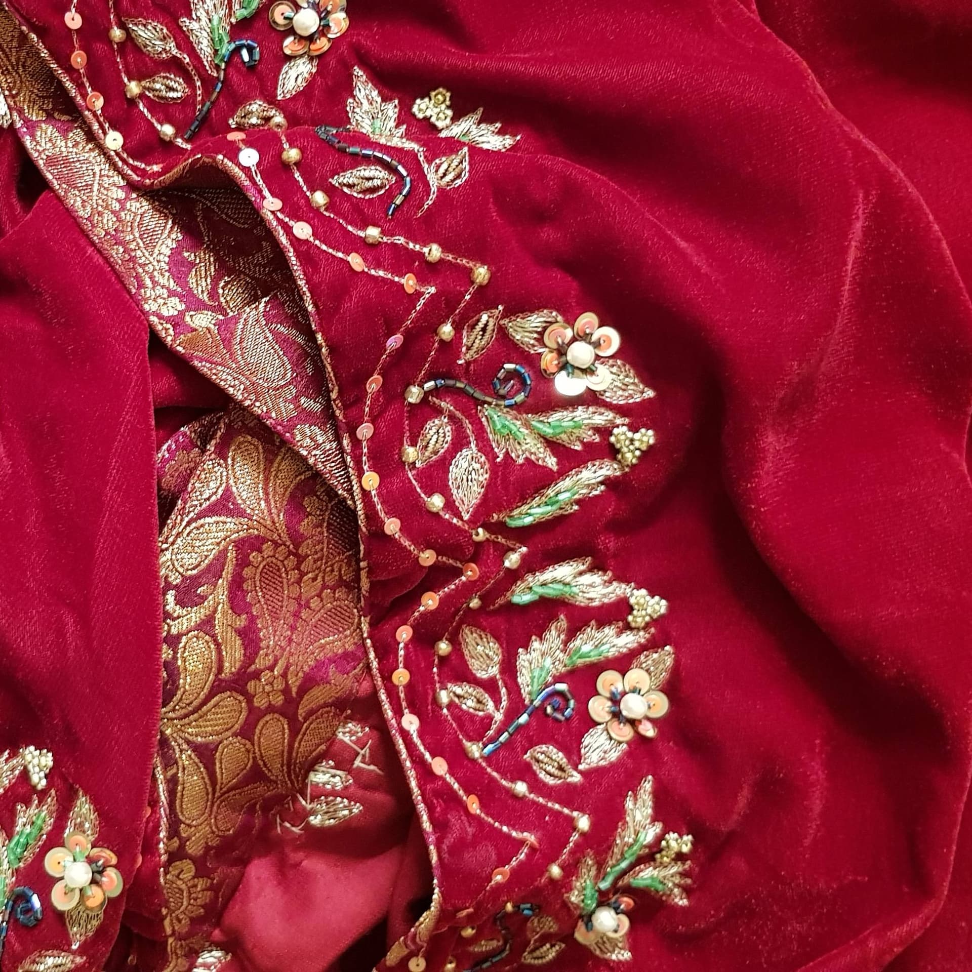 Maroon Velvet Shawl
